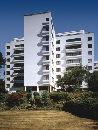 Highpoint Flats, Highgate (1936-8), Architects: Tecton And Lubetkin by Lewis Gasson Pricing Limited Edition Print image