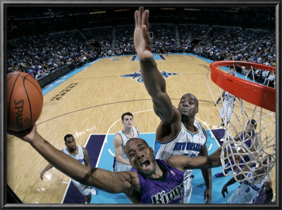 Sacramento Kings V New Orleans Hornets: Jason Thompson And Emeka Okafor by Layne Murdoch Pricing Limited Edition Print image