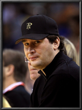 Minnesota Timberwolves V Golden State Warriors: Phil Hellmuth by Ezra Shaw Pricing Limited Edition Print image