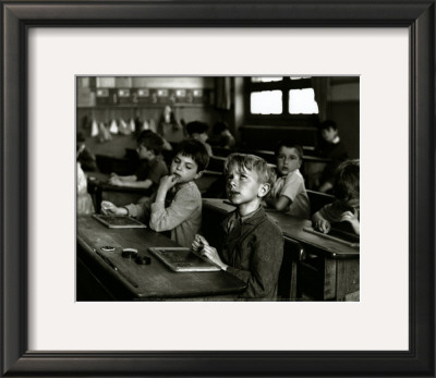 Paris, 1956 by Robert Doisneau Pricing Limited Edition Print image