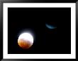 Total Lunar Eclipse On 28Th August 2007 by Oliver Strewe Limited Edition Print